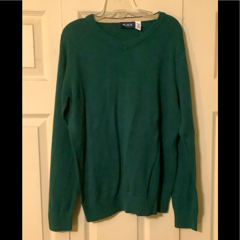 Large Youth Green Sweater NWT